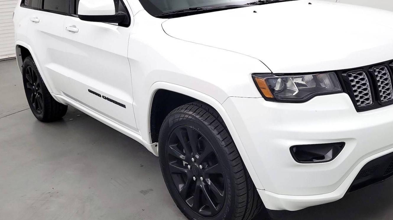 JEEP GRAND CHEROKEE 2019 1C4RJEAGXKC673750 image